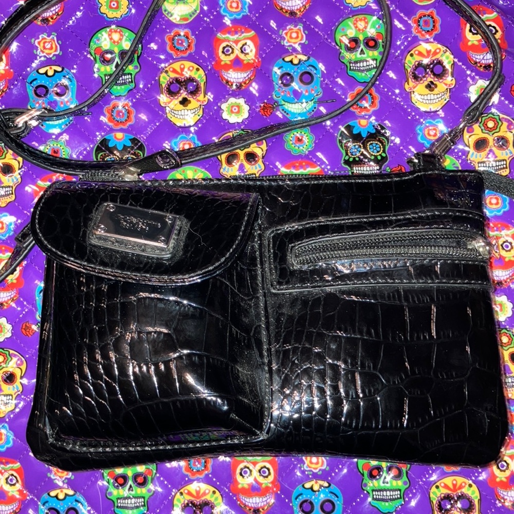 Rather black Liz Claiborne purse cross body